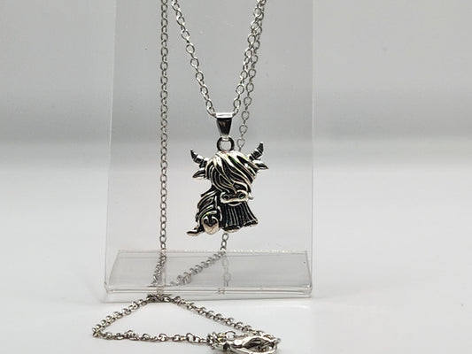 Highland cow necklace